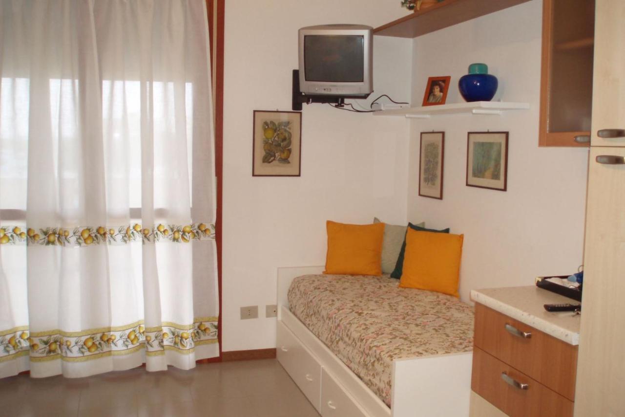 Enjoy A Charming Sea View Apartment Bibione